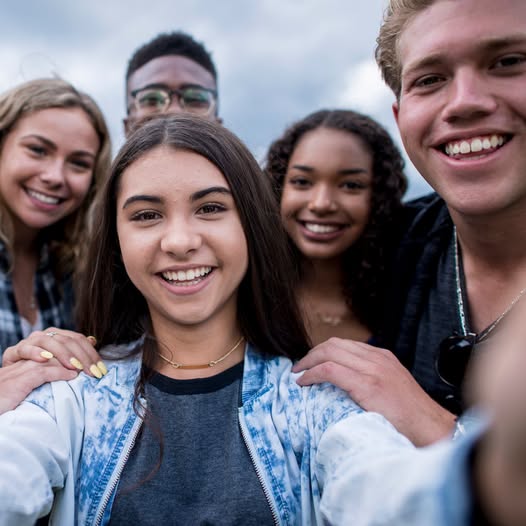 📈 Help your teen build skills, confidence and experience they can take into their next chapter.